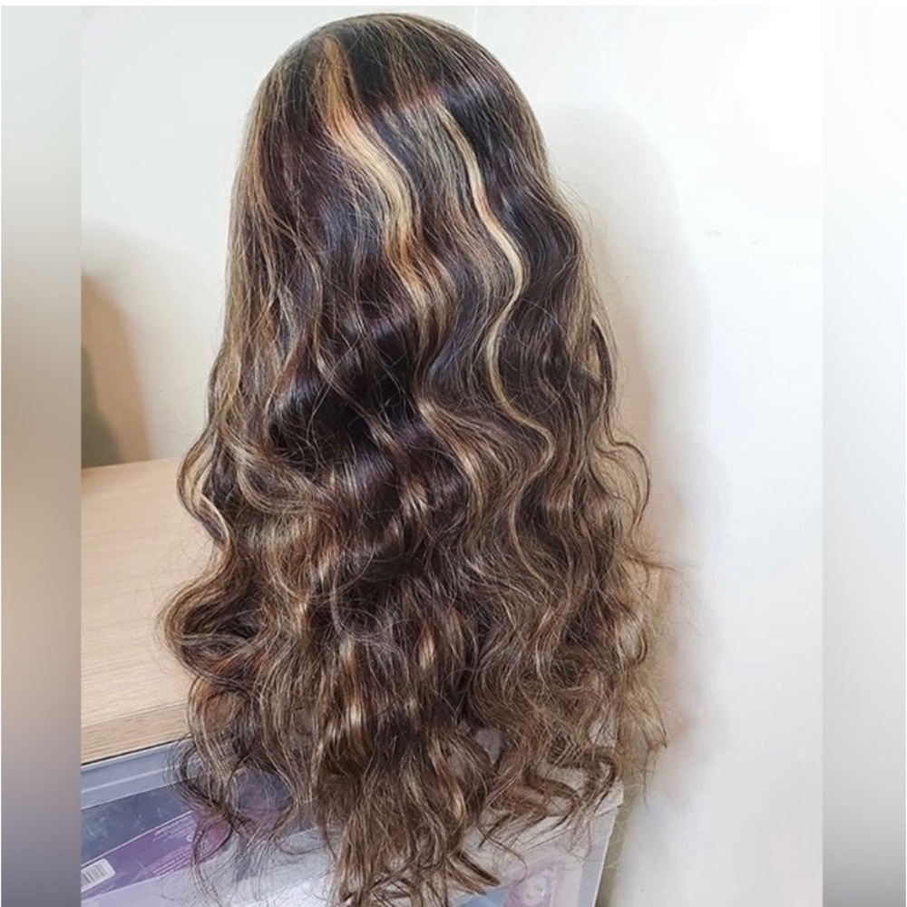 Bundle 💝 Special Pricing 💕 ombré lace front wig also pink lacing frontal <3 <3